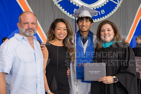 240518 Grrand Oaks HS Graduation-13
