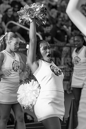 240830 Elsik vs CHS Football - Ainsley Stewart-54