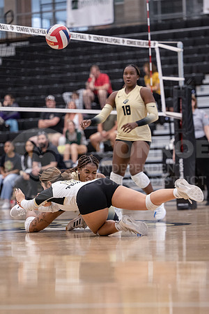 240830 Spring vs CHS Volleyball - Isabella Todd-32