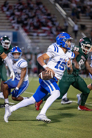 241108 ORHS vs TWHS Football - Jia Espaza-22