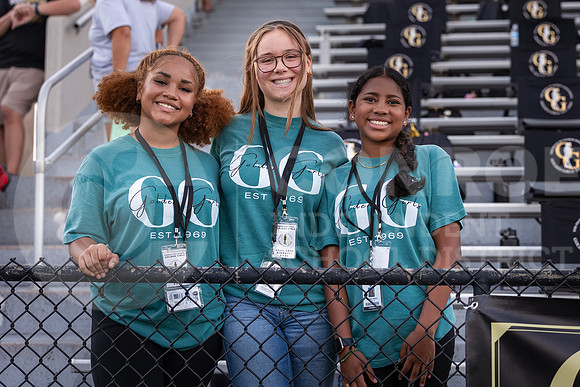 240830 Elsik vs CHS Football - Ainsley Stewart-51