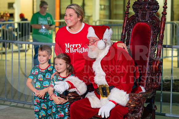 241205 Holly Jolly Jingle-89