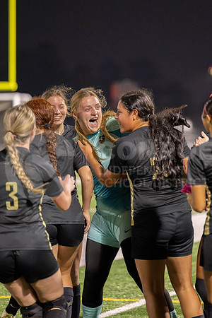 250210 Cleveland vs CHS Girls Soccer - Ainsley Stewart-23
