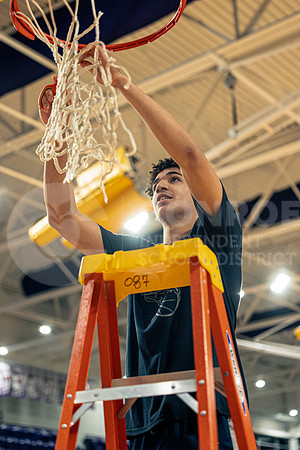 252802 CPHS vs Horn Boys Basketball - Jia Esparza-112