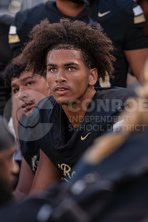 240830 Elsik vs CHS Football - Ainsley Stewart-72