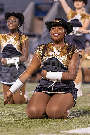 240830 Elsik vs CHS Football - Ainsley Stewart-97