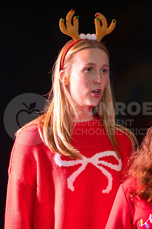 241205 Holly Jolly Jingle-95