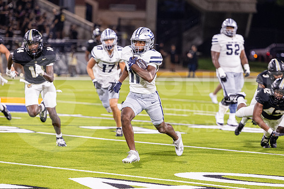 240830 CY PARK vs CPHS Football - Jia Esparza-100