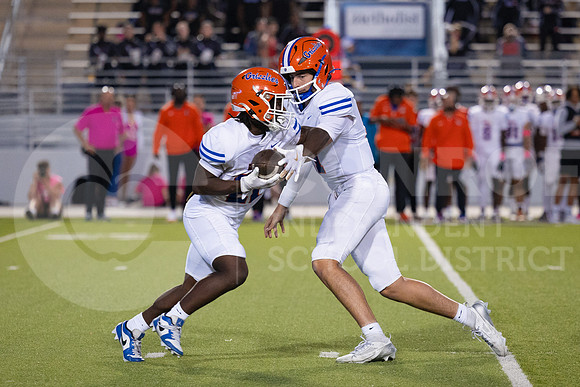 241019 GOHS vs ORHS Football - Emma Warzon-31