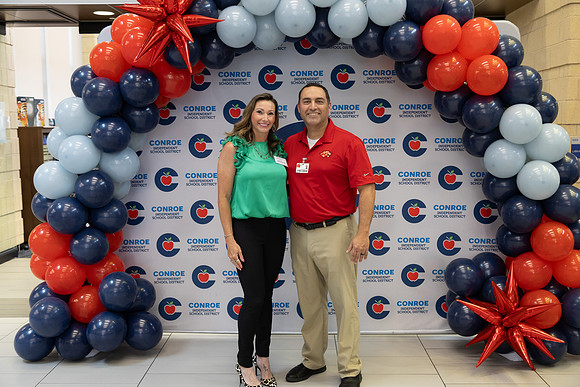5Y2A3360 Job Fair-80