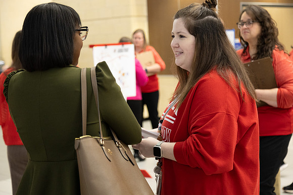5Y2A3338 Job Fair-66