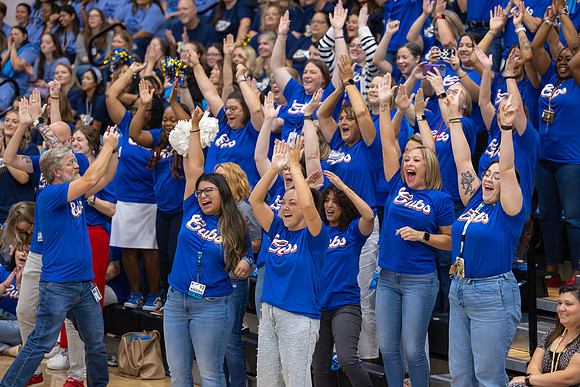 250808 CHS (Peet) Feeder Pep Rally-77