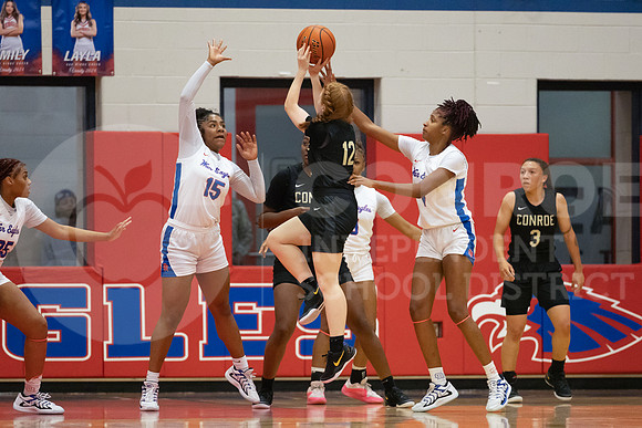 241210 CHS vs ORHS Girls Basketball- Emma Warzon-43
