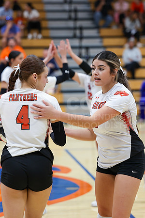 241029 CCHS vs GOHS VB - Bryant Benitez-25