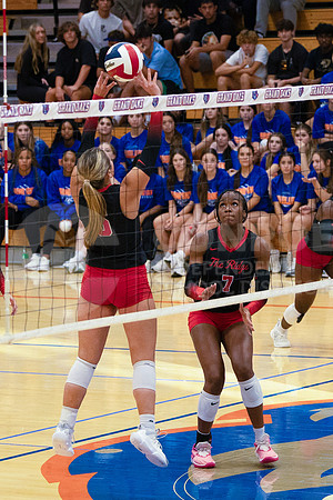 240917 ORHS vs GOHS VB - Emma Warzon-22