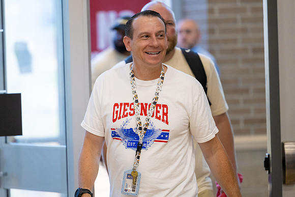 240809 Conroe Feeder Assembly-25