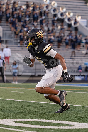 240830 Elsik vs CHS Football - Ainsley Stewart-68