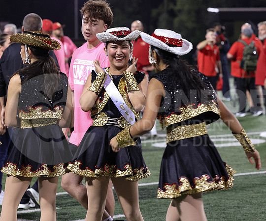 241025 CHS vs CCHS FB - Jorge Ventura-45