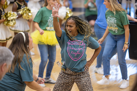 250808 CHS (Peet) Feeder Pep Rally-102