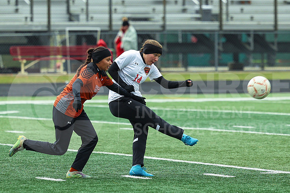 250110 CCHS vs Alvin Girls Soccer - Bryant Benitez-23