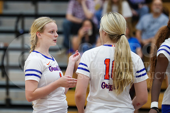 241029 CCHS vs GOHS VB - Bryant Benitez-29