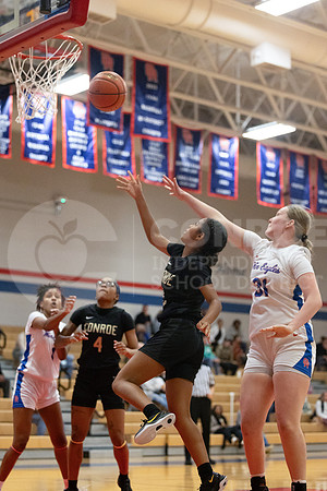 241210 CHS vs ORHS Girls Basketball- Emma Warzon-31