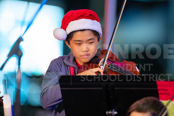 241205 Holly Jolly Jingle-31