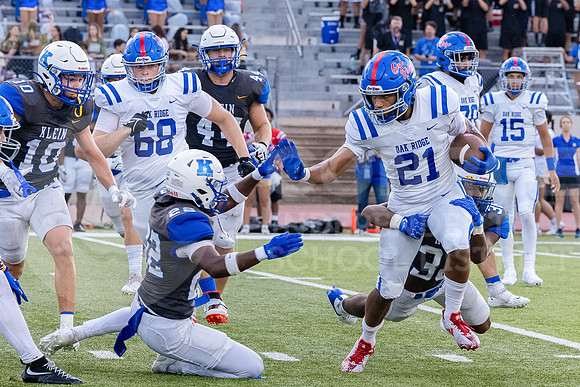 240829 ORHS vs Klein Football - Emma Warzon-23