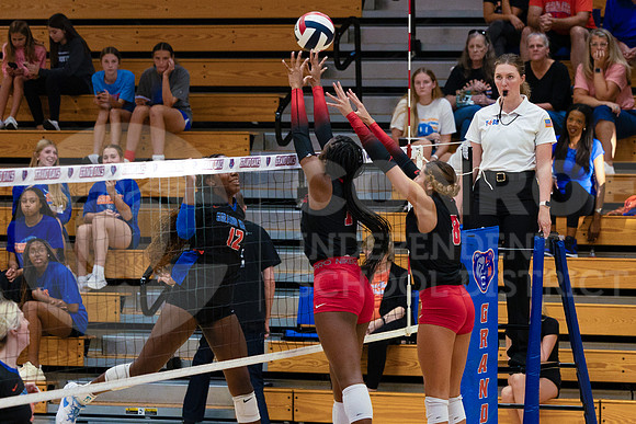 240917 ORHS vs GOHS VB - Emma Warzon-28