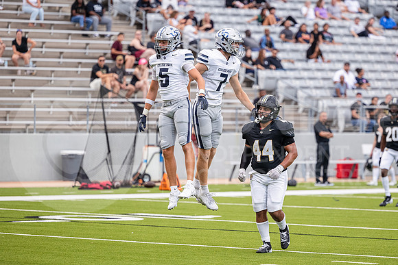 240830 CY PARK vs CPHS Football - Jia Esparza-53