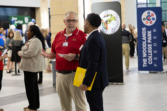 5Y2A3318 Job Fair-52
